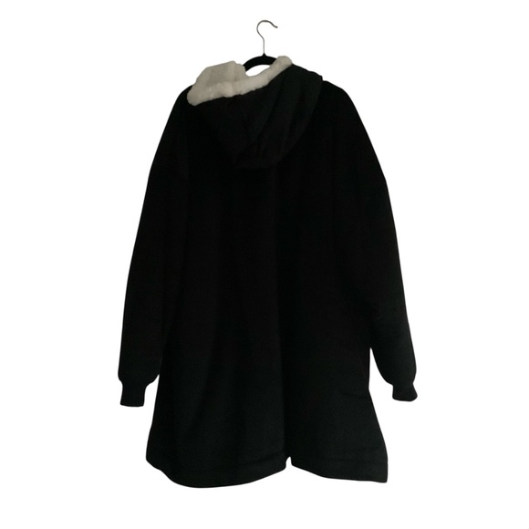 Port Authority Mountain Lodge Wearable Blanket OS Black Edit Avoid Fruits Repeat - Picture 2 of 11